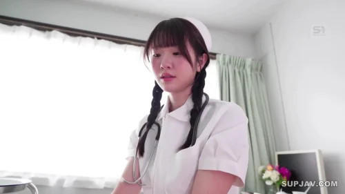 หนังโป๊ญี่ปุ่น SNOS-047 Emika Shirakami พยาบาลหีสวยหัวนมชมพูถูกคนไข้ชวนสวิงกิ้งในห้องตรวจ ก่อนเพื่อนพยาบาลชายสองคนเข้ามาร่วม ผลัดกันซอยหีครางเสียว แตกในน้ำเงี่ยนเต็มรูหีแบบไม่เซ็นเซอร์