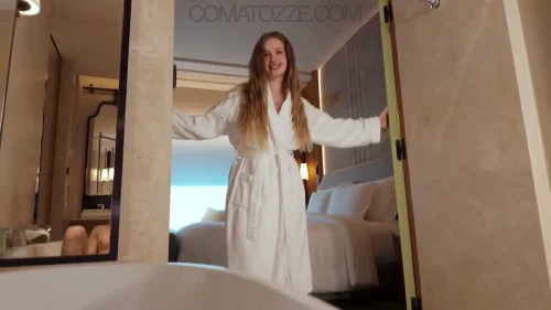 หนังโป๊ฝรั่ง Comatozze สาวรัสเซียผิวขาวน่ารัก นัดเย็ดโรงแรมหรู ถอดเสื้อผ้าโม๊กควยเสียว ให้เย็ดหีสดไม่ยั้ง ครางดังลั่นห้อง โดนซอยหีแรงจนน้ำเงี่ยนแตกในเต็มรูหี