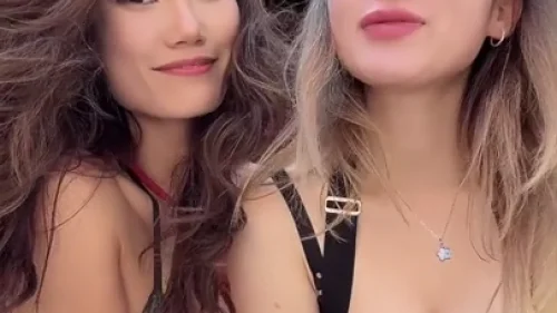 คลิปหลุด Onlyfans Lillie Nue Lucy Mochi สองสาวเอเชียตัวเล็กน่ารัก ติ้วหีเล่นเลสเบียนยั่วเย็ดกลางแจ้ง หีเปียกน้ำเงี่ยนครางเสียวลั่น นิ้วแยงรูหีจนน้ำหลั่งฟิน